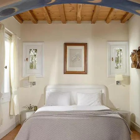 Galaxy Mykonos Φτελιά